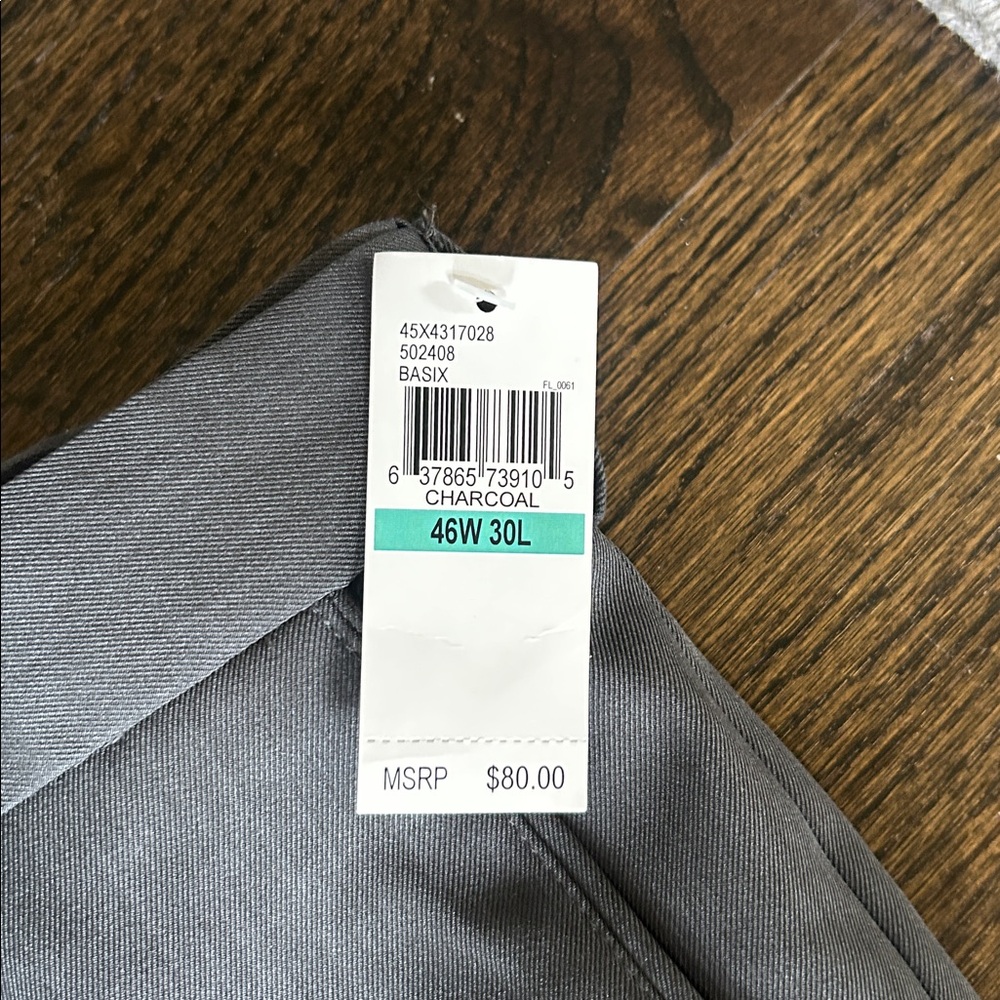Men’s no iron pants new with tags - Picture 4 of 6